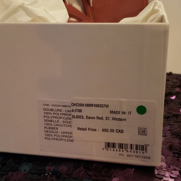 Chloe sands slides - Picture 3 of 5